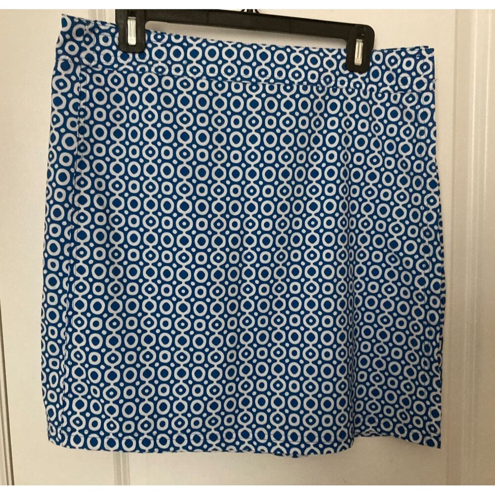 Rip Skirt Hawaii - Size Large - Blue and White Circle Print
